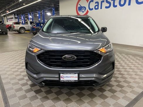 Used 2022 Ford Edge SE w/ Black Appearance Package AWD/4WD image 4