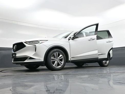 Used 2023 Acura MDX SH-AWD image 42