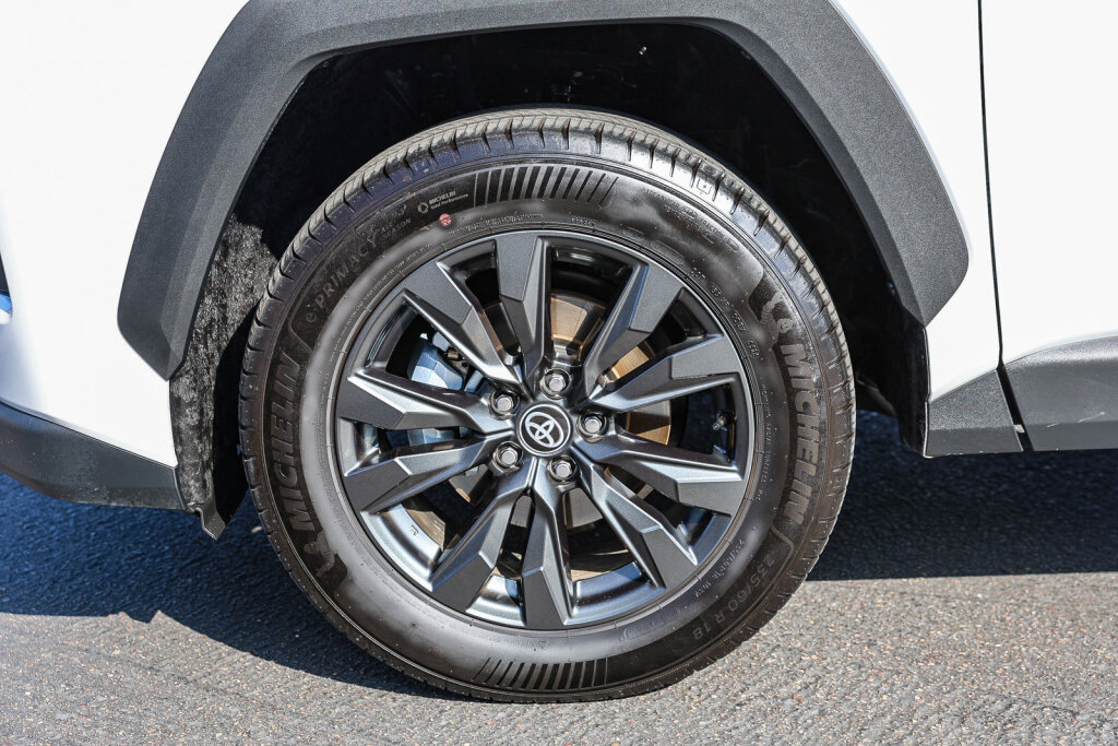 Certified 2026 Toyota RAV4 XLE Premium AWD/4WD image 32