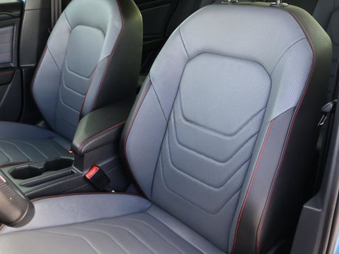 Used 2025 Volkswagen Jetta GLI Autobahn image 13