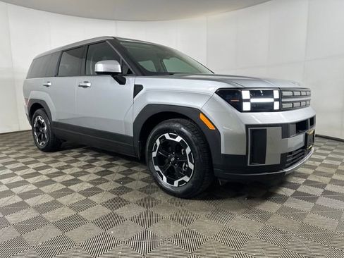 Used 2024 Hyundai Santa Fe SE image 2