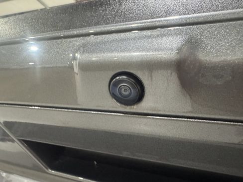 Used 2022 Ford F150 Lariat AWD/4WD image 25