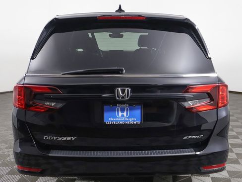 Used 2024 Honda Odyssey Sport image 13