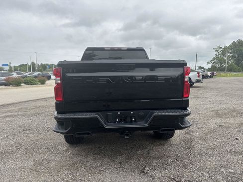 Used 2026 Chevrolet Silverado 1500 LT Trail Boss w/ LT Trail Boss Premium Package AWD/4WD image 9