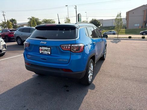 Used 2025 Jeep Compass Limited AWD/4WD image 10