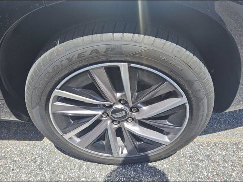 Used 2026 Cadillac Vistiq Sport AWD/4WD image 6