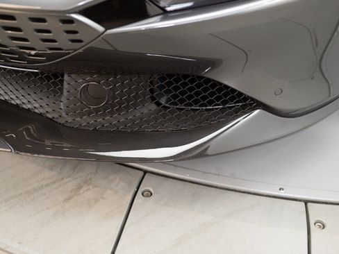 Used 2024 Ferrari Roma Spider image 29