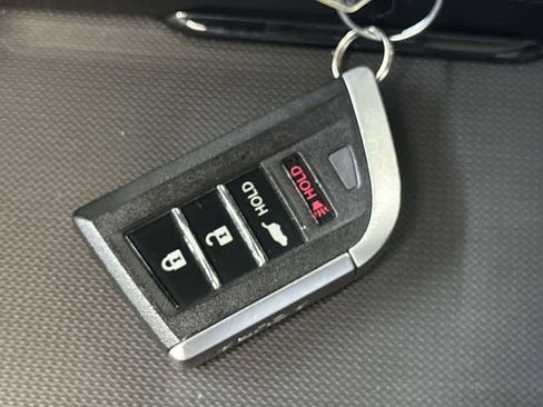 Certified 2025 Acura RDX SH-AWD image 28