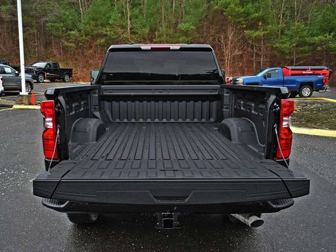 New 2026 Chevrolet Silverado 2500 Custom w/ Custom Value Package image 9