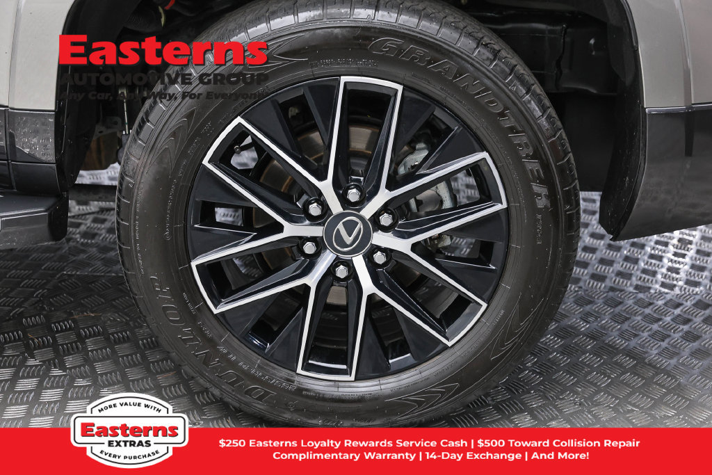 Used 2024 Lexus GX 550 w/ Cold Area Package AWD/4WD image 9