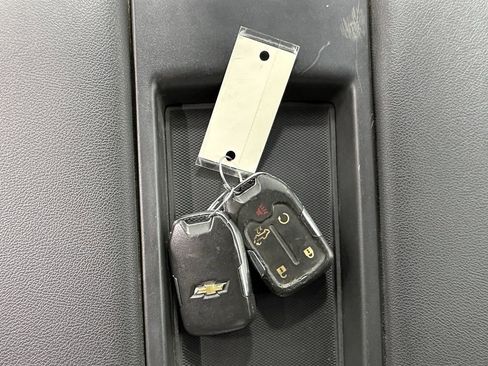 Used 2021 Chevrolet Silverado 1500 RST AWD/4WD image 30