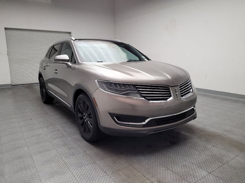 Used 2016 Lincoln MKX Reserve w/ Luxury Package AWD/4WD image 14