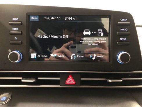 New 2026 Hyundai Elantra Hybrid FWD image 27