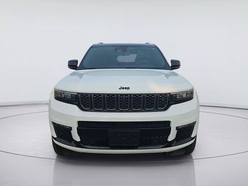 Used 2023 Jeep Grand Cherokee L Summit AWD/4WD image 8