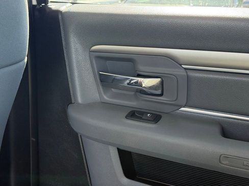 Used 2019 RAM 1500 Big Horn RWD image 42
