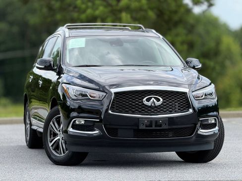Used 2019 INFINITI QX60 Luxe w/ Essential Package AWD/4WD image 4