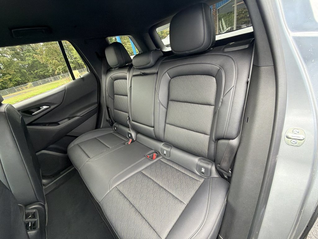 Used 2026 Chevrolet Equinox LT w/ Convenience Package II FWD image 25