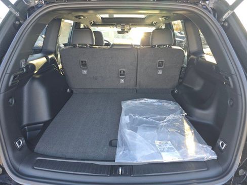 New 2025 Jeep Grand Cherokee Limited image 16