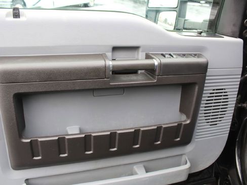 Used 2015 Ford F450 XL w/ Power Equipment Group image 19