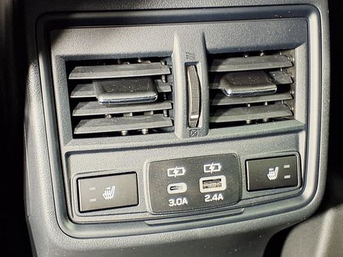 New 2026 Subaru Outback Limited image 7