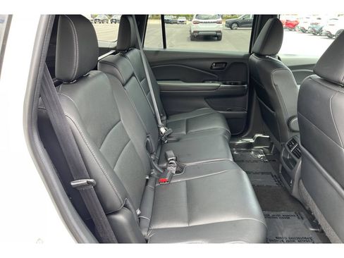 Certified 2023 Honda Passport EX-L image 18