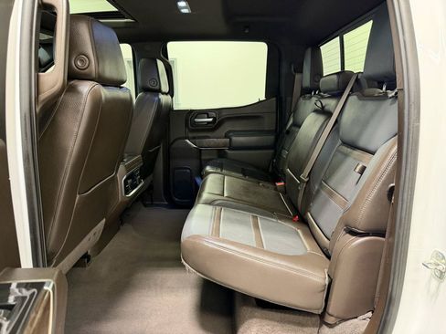 Used 2021 GMC Sierra 1500 Denali w/ Denali Ultimate Package AWD/4WD image 25