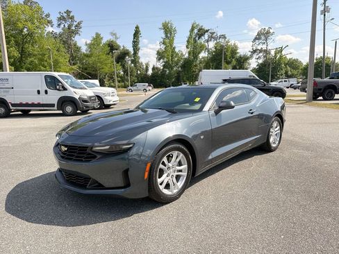 Used 2022 Chevrolet Camaro LS RWD image 7
