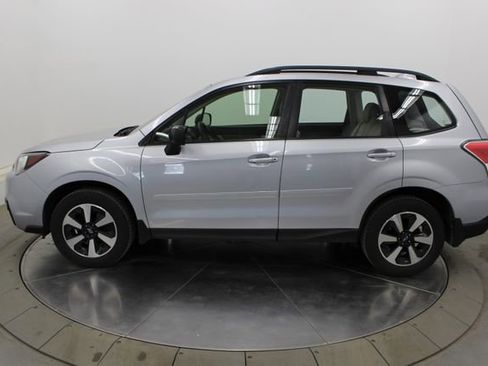 Used 2018 Subaru Forester 2.5i w/ Alloy Wheel Package AWD/4WD image 6