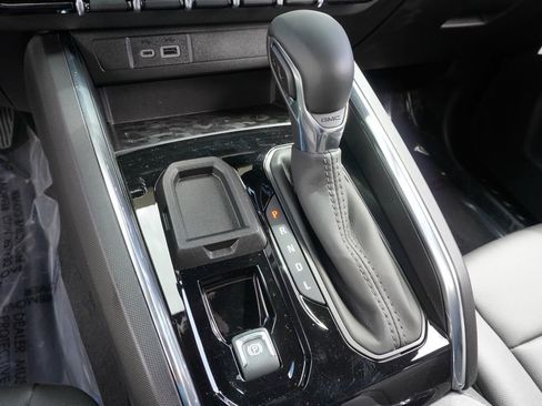 New 2026 GMC Canyon Elevation w/ Convenience Package image 19