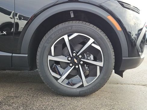 New 2026 Chevrolet Equinox EV LT AWD/4WD image 14