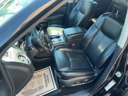 Used 2019 Nissan Pathfinder SL AWD/4WD image 25