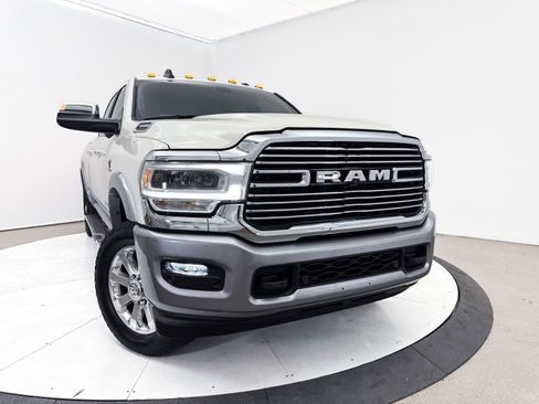 Used 2021 RAM 3500 Laramie AWD/4WD image 9