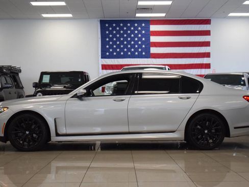 Used 2020 BMW 740i w/ M Sport Package image 14