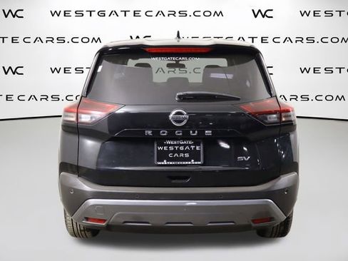 Used 2021 Nissan Rogue SV FWD image 4
