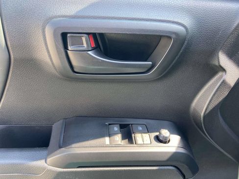 Used 2022 Toyota Tacoma SR w/ SX Package RWD image 15