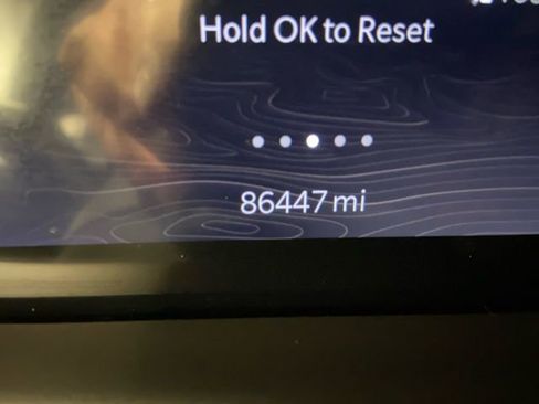 Used 2022 Jeep Grand Cherokee L Limited w/ Luxury Tech Group II image 18