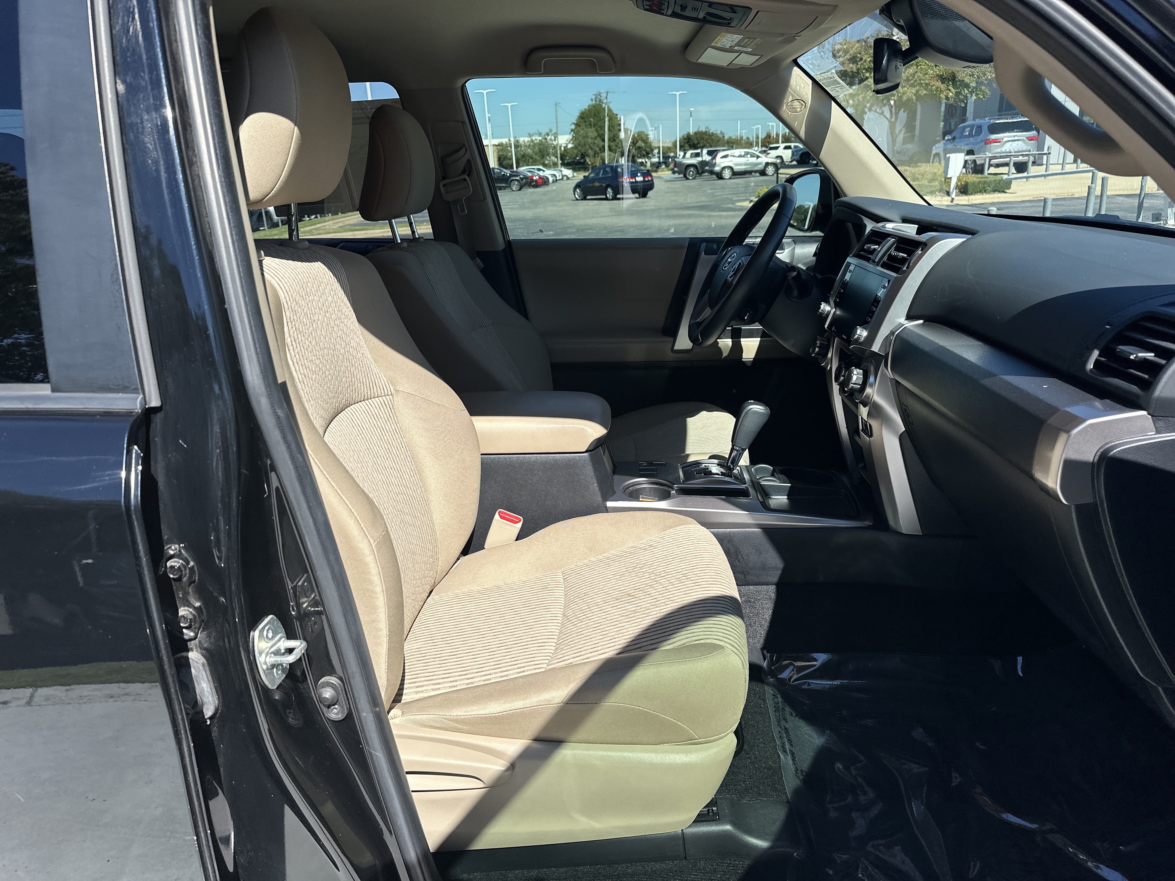 Used 2022 Toyota 4Runner SR5 RWD image 33