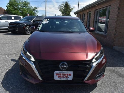 Used 2023 Nissan Altima 2.5 SV FWD image 8