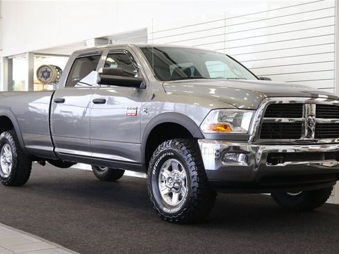 Used 2012 RAM 2500 ST w/ Popular Equipment Group AWD/4WD image 2