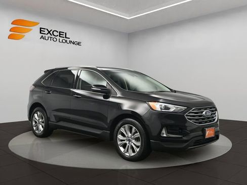 Used 2019 Ford Edge Titanium image 7
