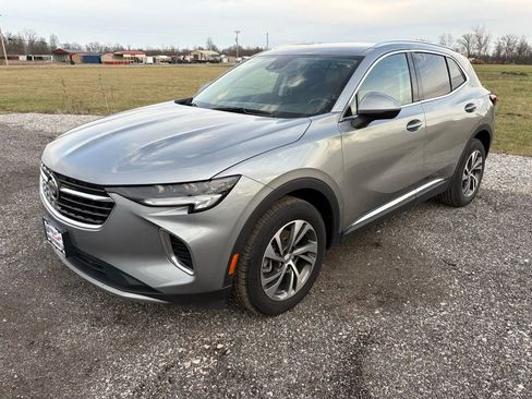 Used 2023 Buick Envision Essence image 7