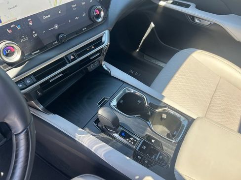 Used 2024 Lexus RX 350 w/ Convenience Package AWD/4WD image 14