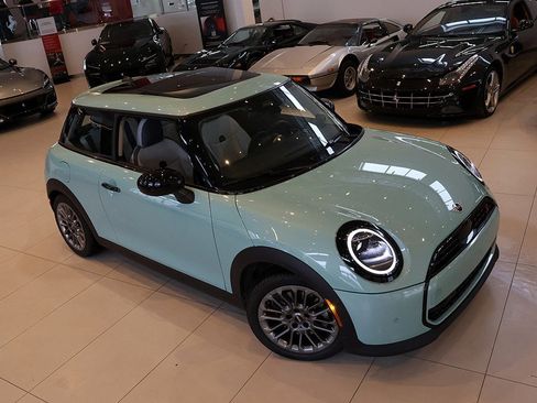 Used 2025 MINI Cooper S image 11