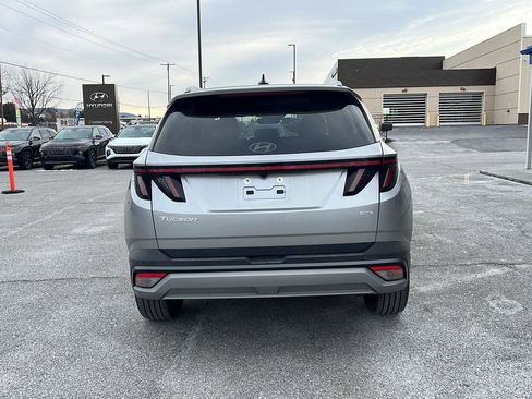 Used 2025 Hyundai Tucson Limited image 4
