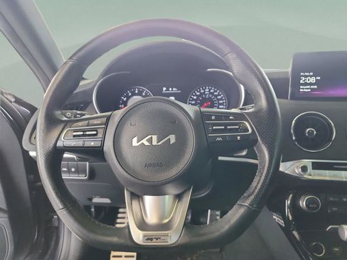 Used 2023 Kia Stinger GT-Line w/ Sun & Sound Package image 11