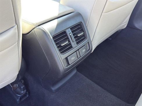 Used 2021 Honda Accord EX-L image 25