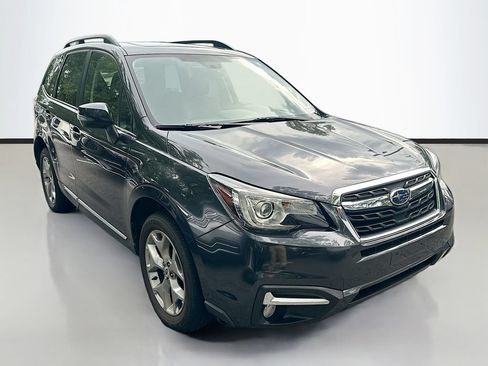 Used 2017 Subaru Forester 2.5i Touring AWD/4WD image 3