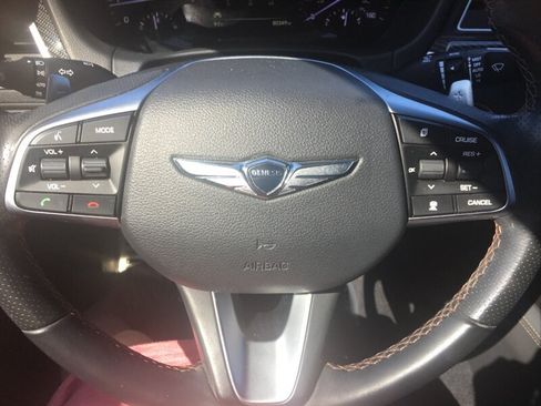 Used 2018 Genesis G80 3.3T Sport RWD image 17