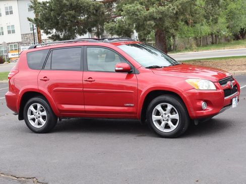 Used 2010 Toyota RAV4 Limited AWD/4WD image 2