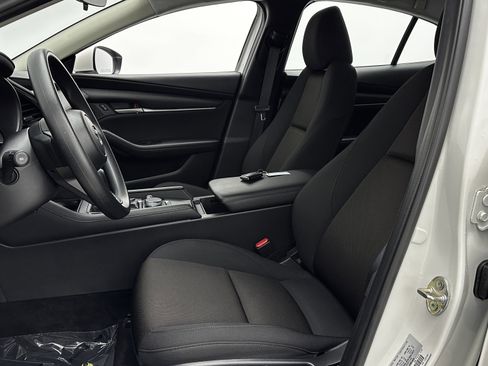 Used 2025 MAZDA MAZDA3 s image 13